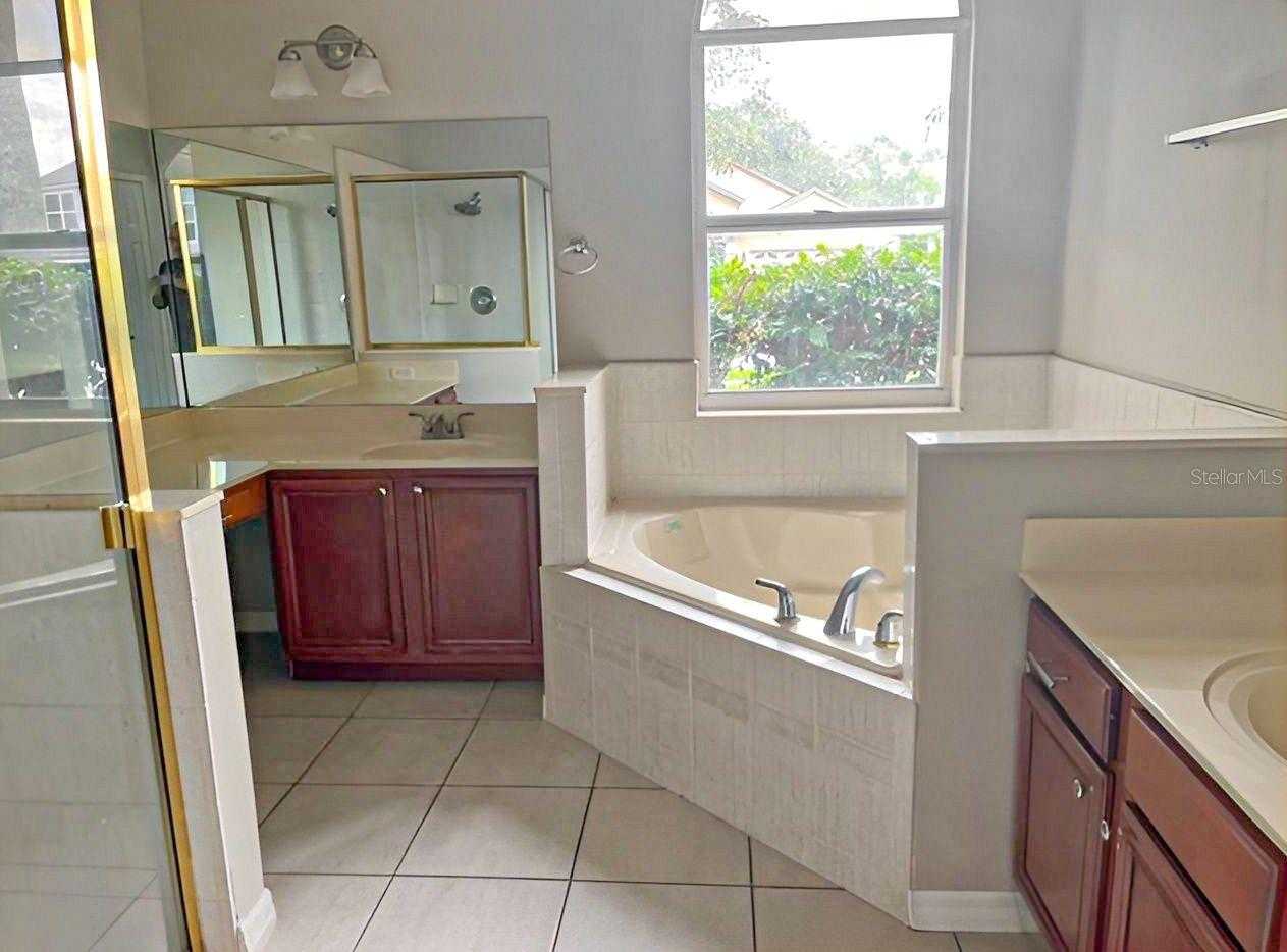 photo 3: 2809 STRAND LOOP COURT, OVIEDO FL 32765