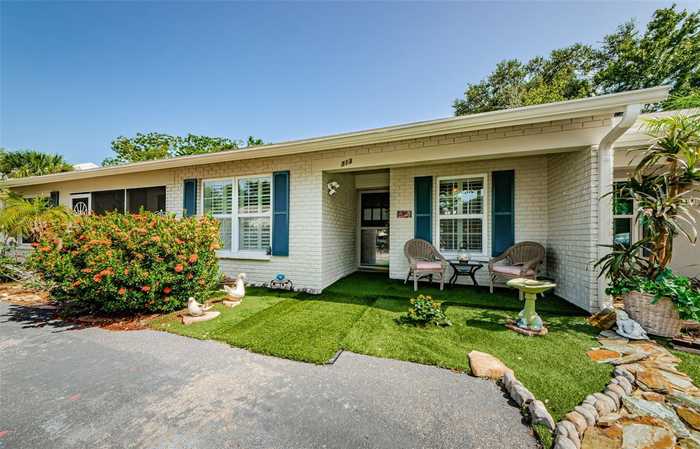 photo 1: 313 PLYMOUTH STREET, SAFETY HARBOR FL 34695