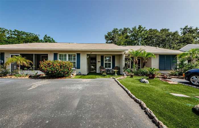 photo 2: 313 PLYMOUTH STREET, SAFETY HARBOR FL 34695