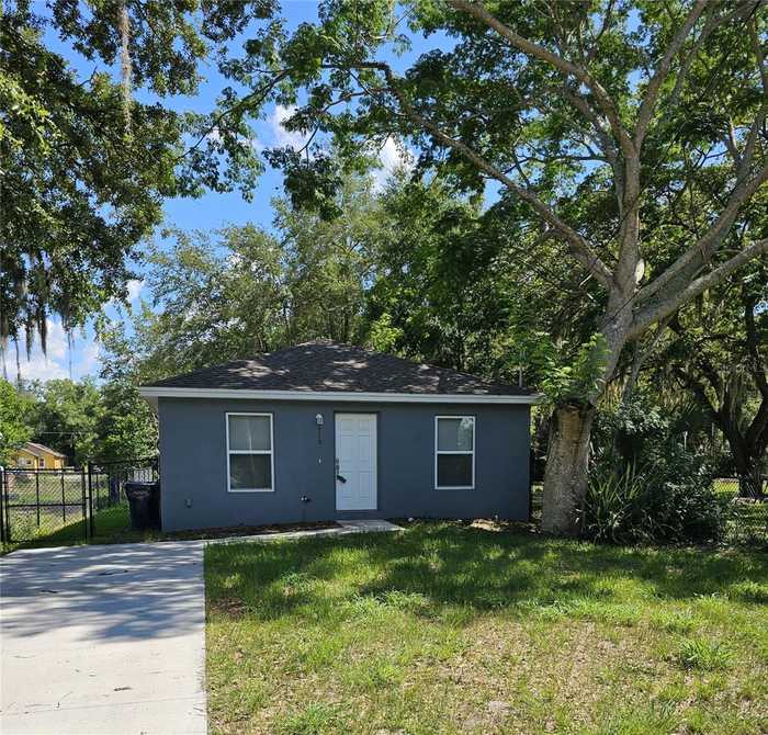 photo 1: 715 AVENUE S  NE, WINTER HAVEN FL 33881