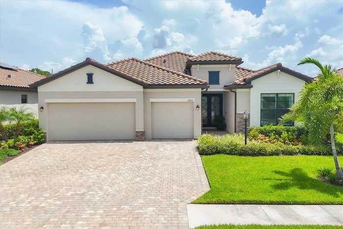 photo 1: 17723 POLO TRAIL, BRADENTON FL 34211