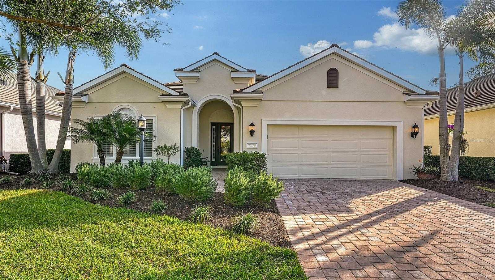 photo 1: 7275 LISMORE COURT, LAKEWOOD RANCH FL 34202