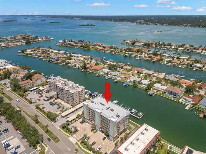 photo 2: 125 ISLAND WAY Unit 404, CLEARWATER BEACH FL 33767