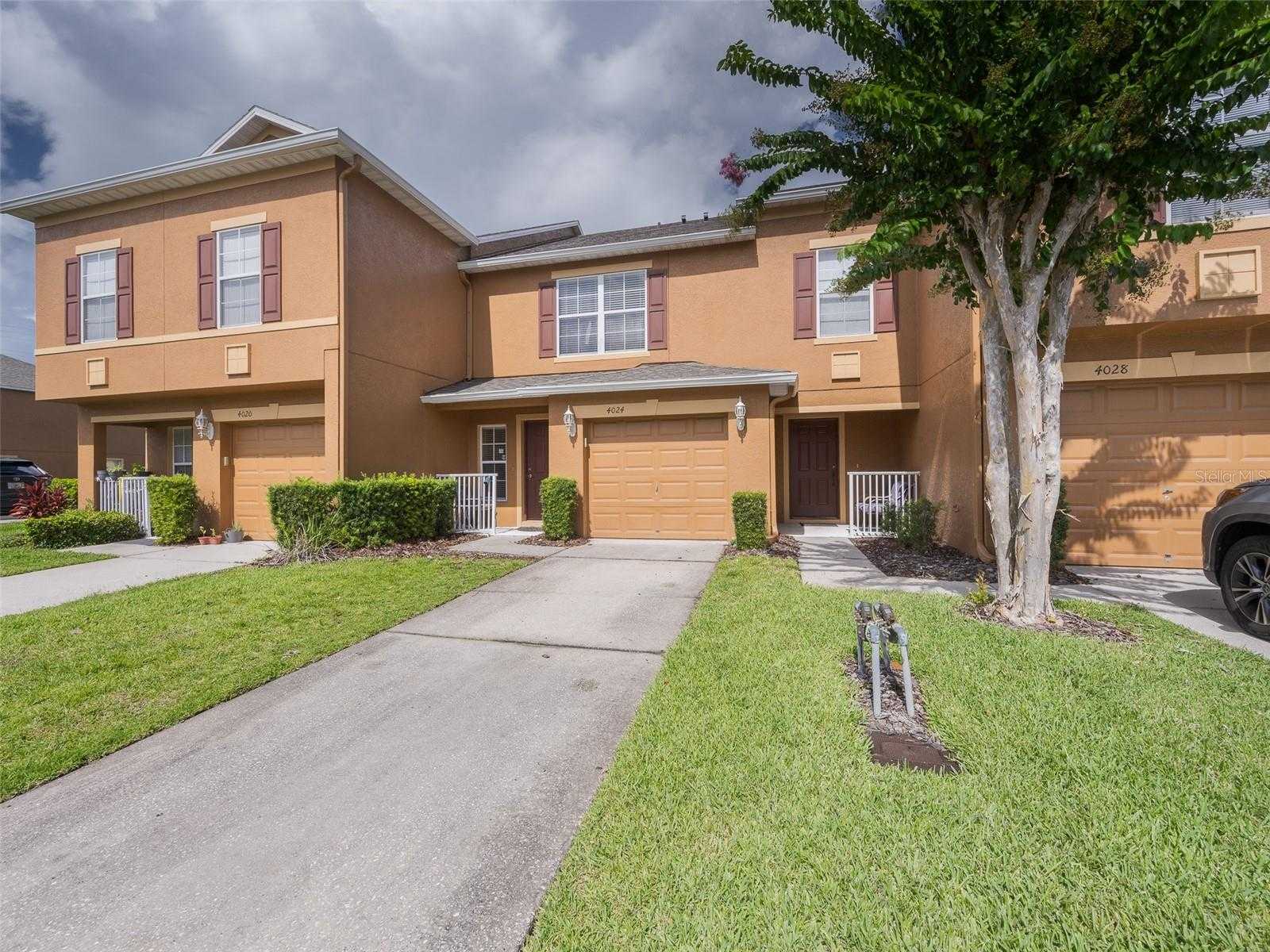 photo 2: 4024 PITCH PINE CIRCLE, OVIEDO FL 32765