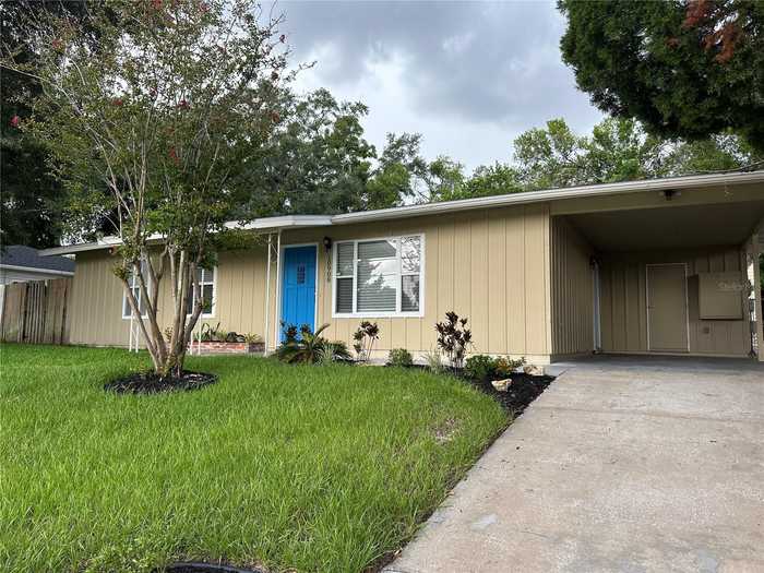 photo 1: 10908 N 61ST STREET, TEMPLE TERRACE FL 33617