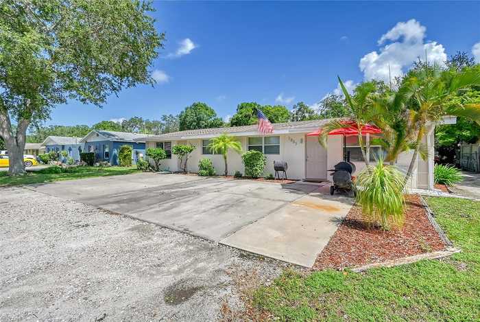 photo 1: 2719 52ND AVENUE DR W, BRADENTON FL 34207