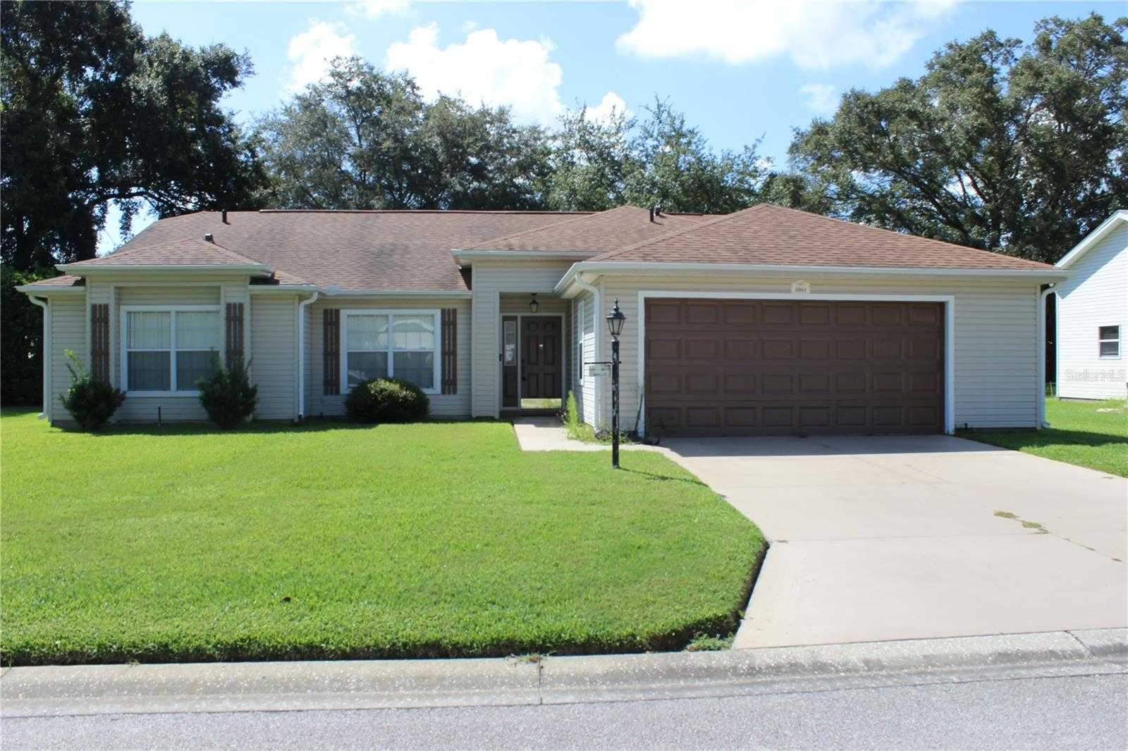 photo 1: 4064 RIVER CREST CIRCLE, LEESBURG FL 34748