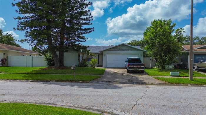 photo 1: 7212 118TH TERRACE, LARGO FL 33773