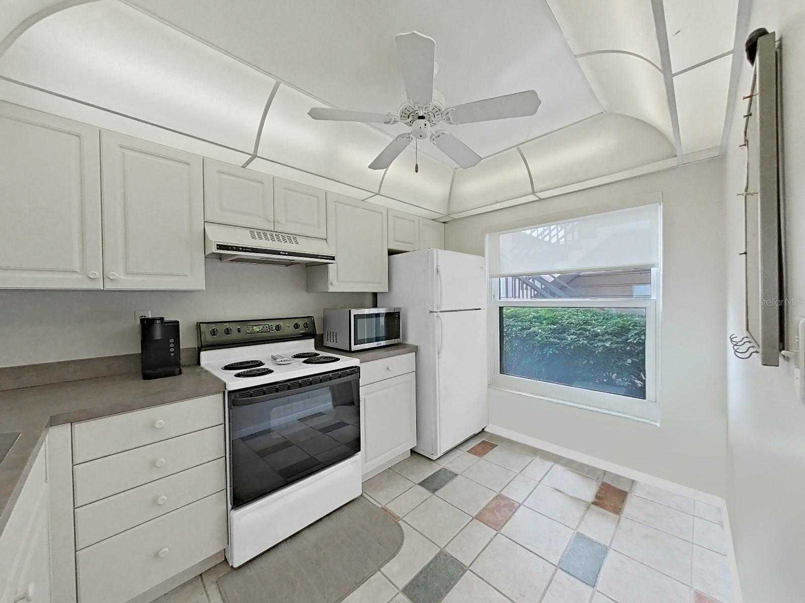 photo 2: 6177 SUN BOULEVARD Unit 108, SAINT PETERSBURG FL 33715