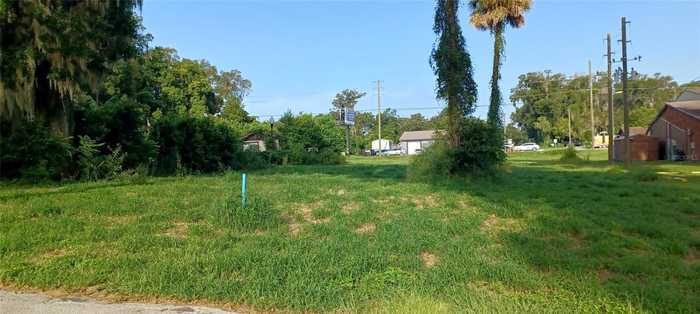 photo 2: 471 S SPRING GARDEN AVENUE, DELAND FL 32720