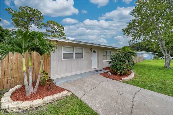 photo 2: 3807 37TH STREET E, BRADENTON FL 34208