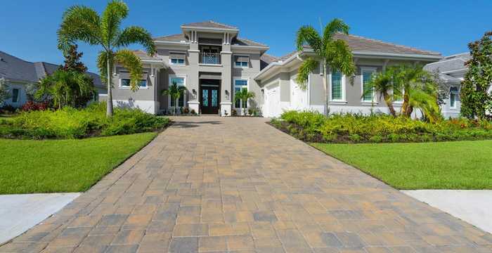 photo 2: 8541 PAVIA WAY, LAKEWOOD RANCH FL 34202