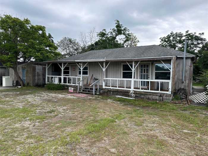 photo 2: 11136 NORTHERN AVENUE, LEESBURG FL 34788