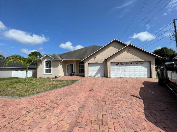 photo 1: 14325 LAKE PRICE DRIVE, ORLANDO FL 32826