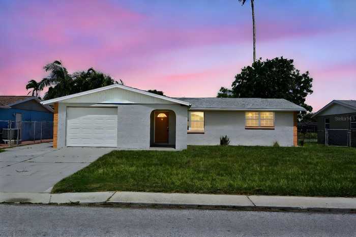 photo 1: 2252 SOCIETY DRIVE, HOLIDAY FL 34691