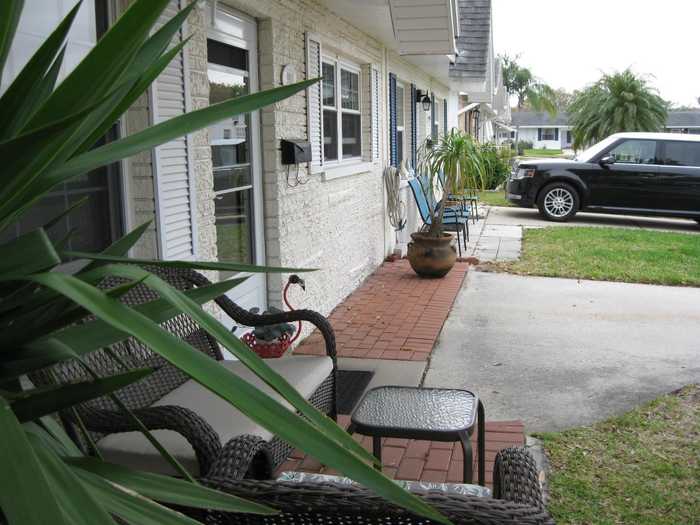 photo 2: 9911 DAHLIA STREET N Unit 38, PINELLAS PARK FL 33782