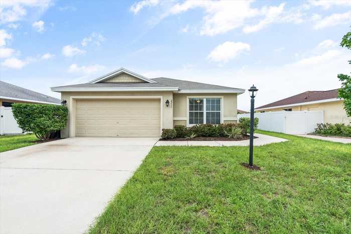 photo 1: 2311 12TH AVENUE E, PALMETTO FL 34221