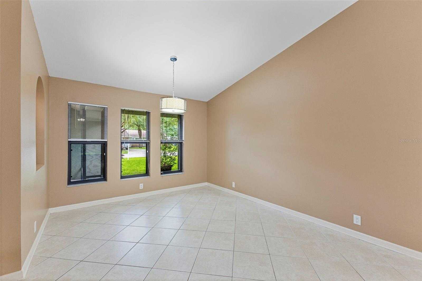 photo 3: 3008 48TH AVENUE DRIVE E, BRADENTON FL 34203