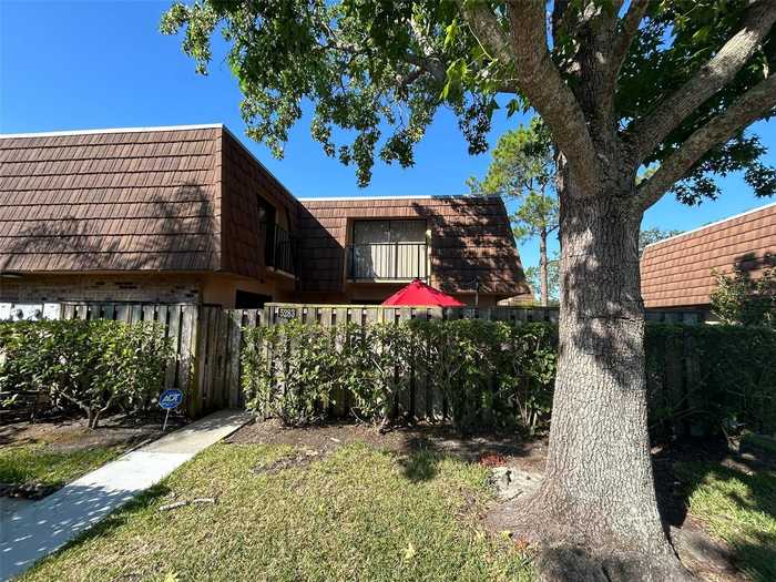 photo 1: 5283 CORAL COURT Unit 624, ORLANDO FL 32819