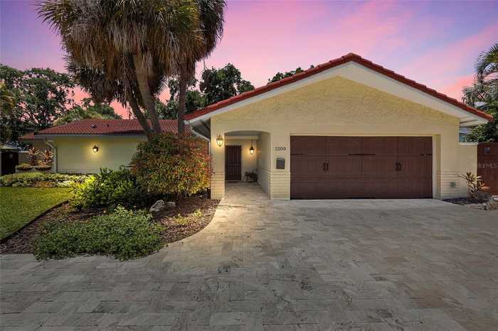 photo 1: 1200 EDEN ISLE BOULEVARD NE, SAINT PETERSBURG FL 33704