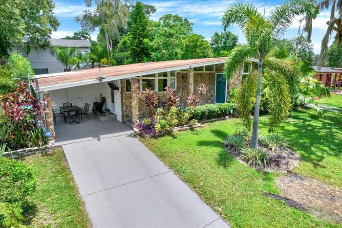 photo 2: 6603 ORANGEWOOD TERRACE, TAMPA FL 33610