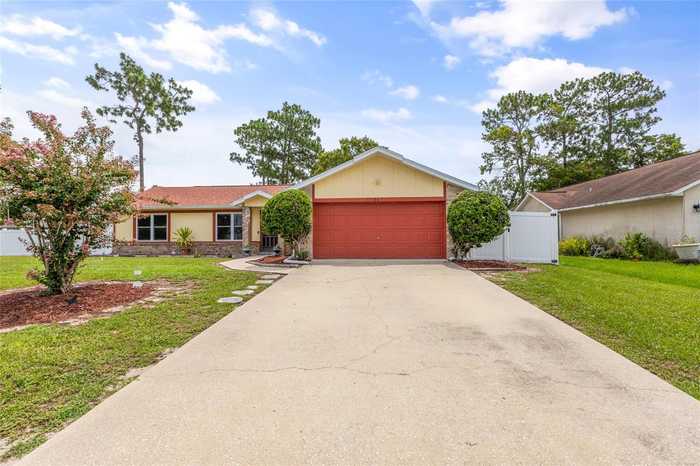 photo 2: 1786 HILLANDALE AVENUE, DELTONA FL 32738