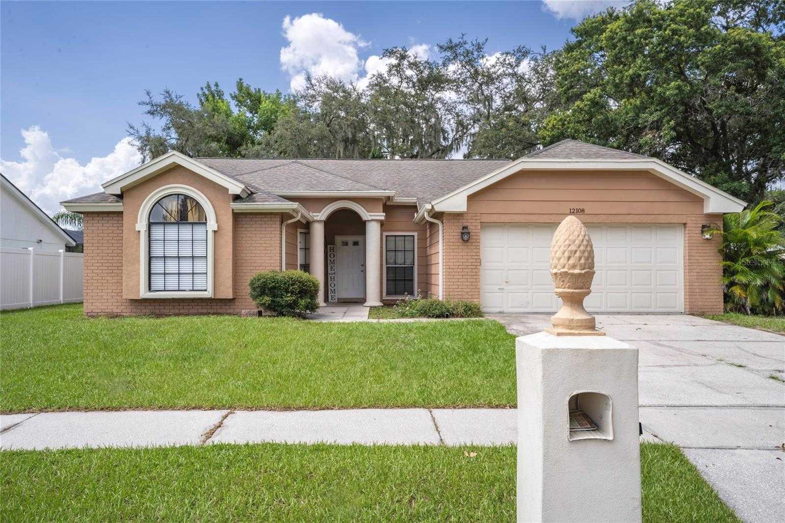 photo 1: 12108 CLEARBROOK COURT, RIVERVIEW FL 33569