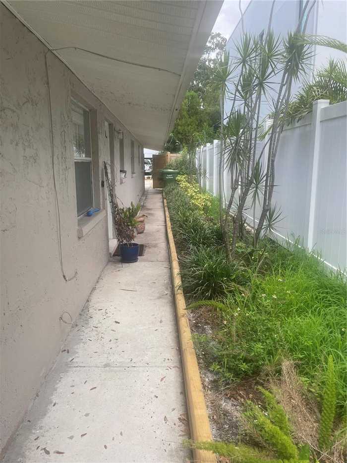 photo 2: 1928 9TH STREET, SARASOTA FL 34236