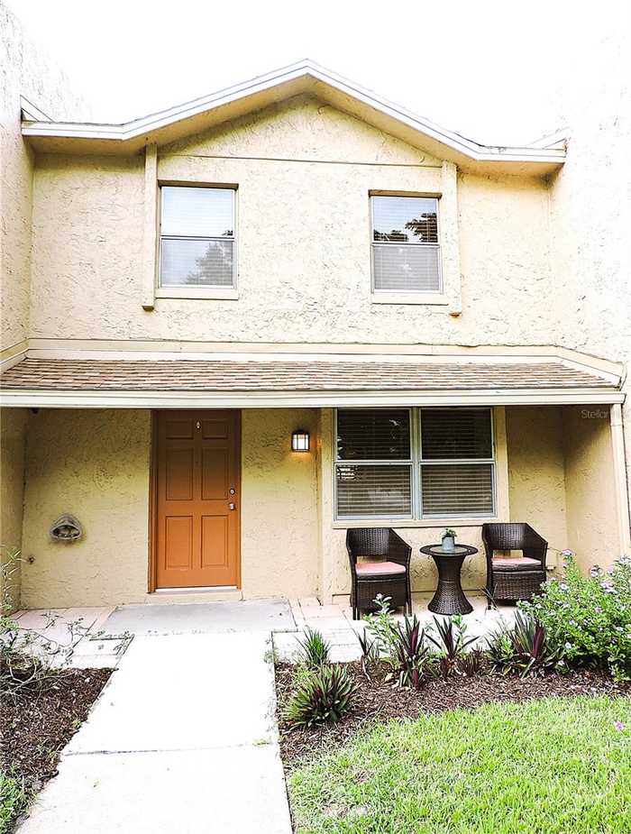 photo 2: 808 PARK LAKE CIRCLE Unit 5, MAITLAND FL 32751