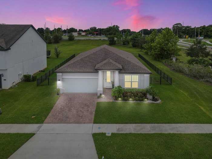 photo 1: 1600 STONE ARROW COURT, OAKLAND FL 34787