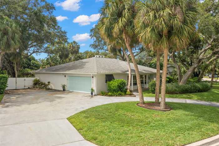 photo 2: 4103 PINAR DRIVE, BRADENTON FL 34210