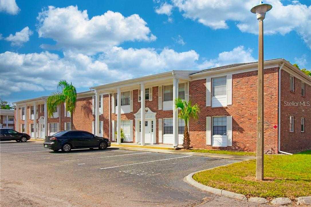 photo 1: 4507 9TH STREET W Unit E2, BRADENTON FL 34207