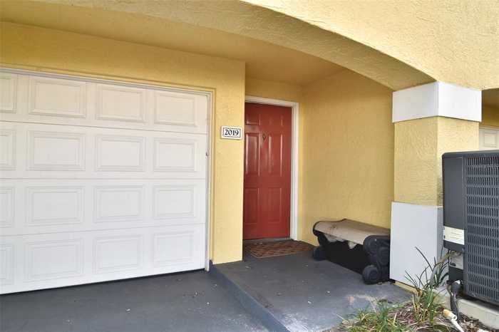 photo 2: 2019 LEGACY PALMS DRIVE Unit 2019, MAITLAND FL 32751