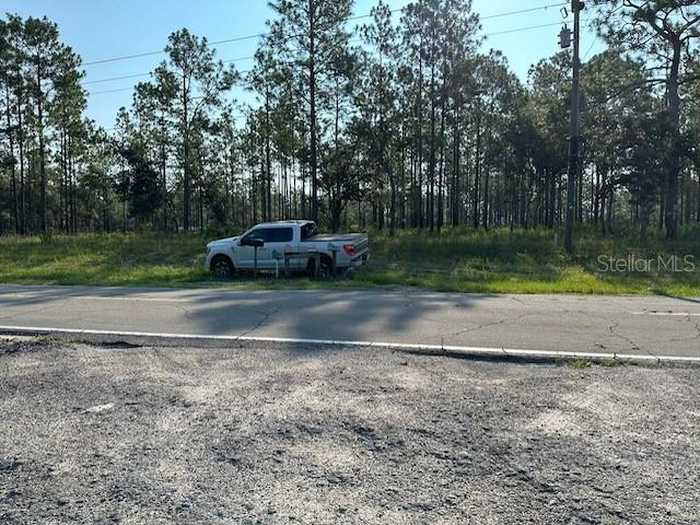 photo 2: 28430 SW 97TH LANE, NEWBERRY FL 32669