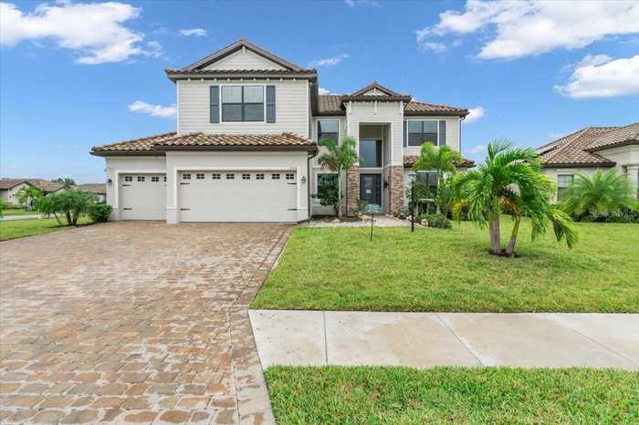 photo 1: 17434 POLO TRAIL, LAKEWOOD RANCH FL 34211