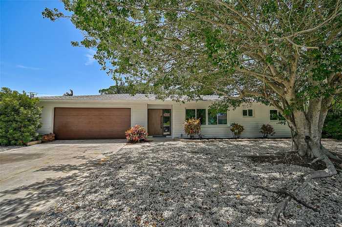 photo 1: 346 SUWANEE AVENUE, SARASOTA FL 34243