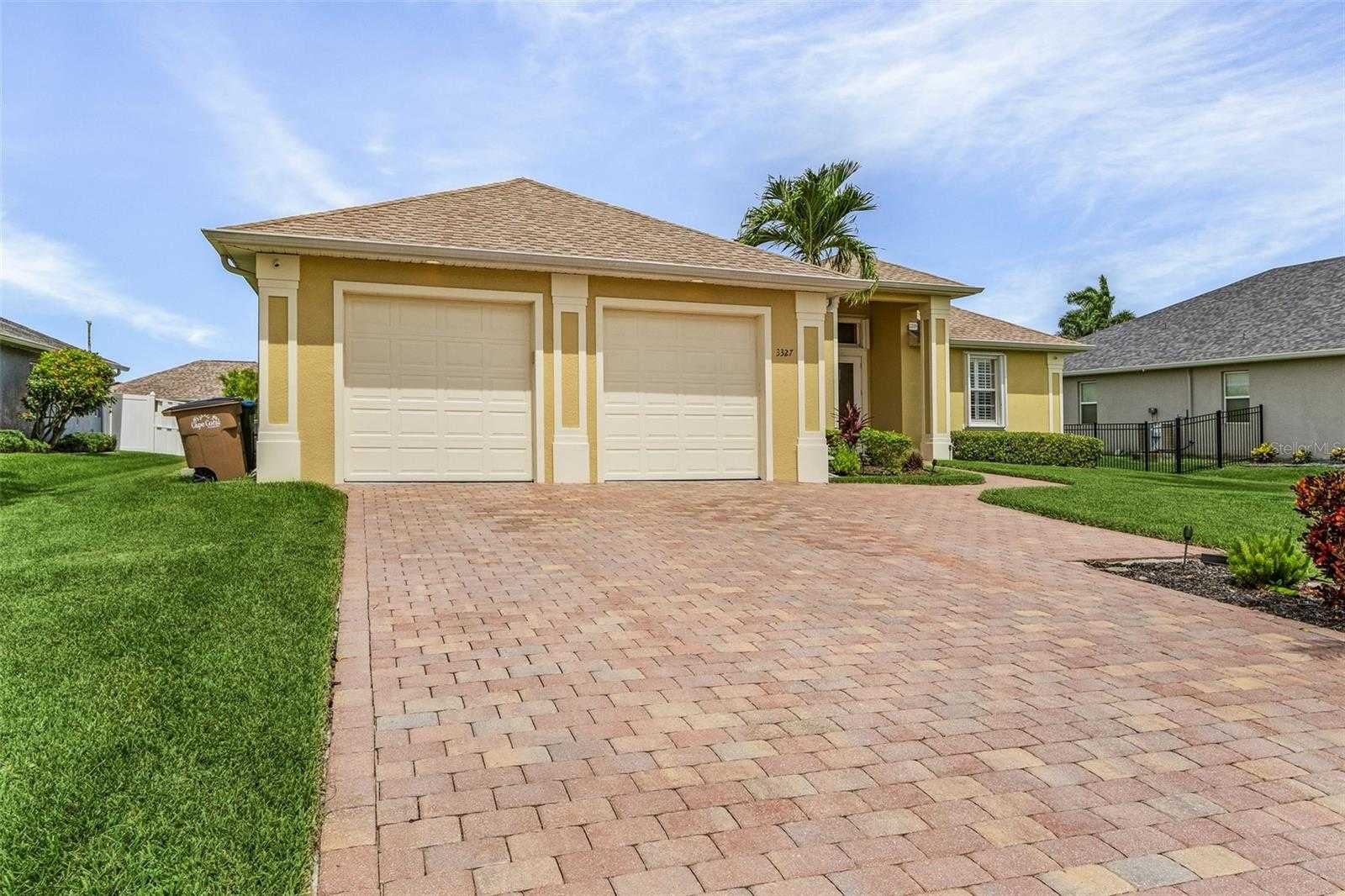 photo 3: 3327 SURFSIDE BOULEVARD, CAPE CORAL FL 33914