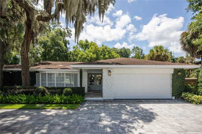 photo 1: 11130 PARK AVENUE, WINDERMERE FL 34786