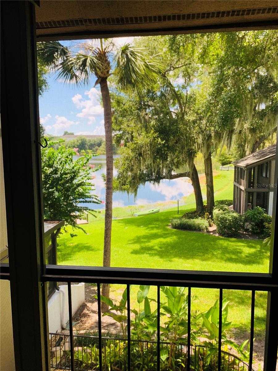 photo 1: 144 MAITLAND AVENUE Unit D, ALTAMONTE SPRINGS FL 32701