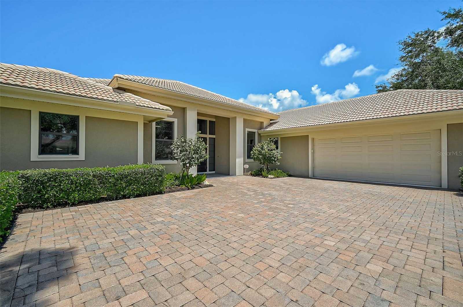 photo 3: 627 EAGLE WATCH LANE, OSPREY FL 34229