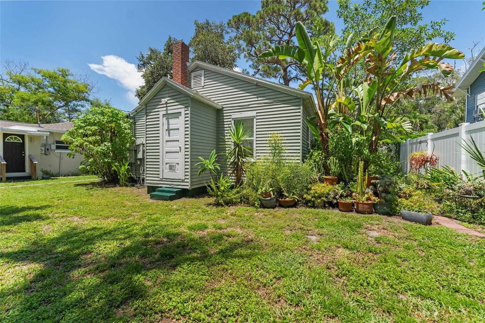 photo 3: 240 20TH AVENUE S, SAINT PETERSBURG FL 33705