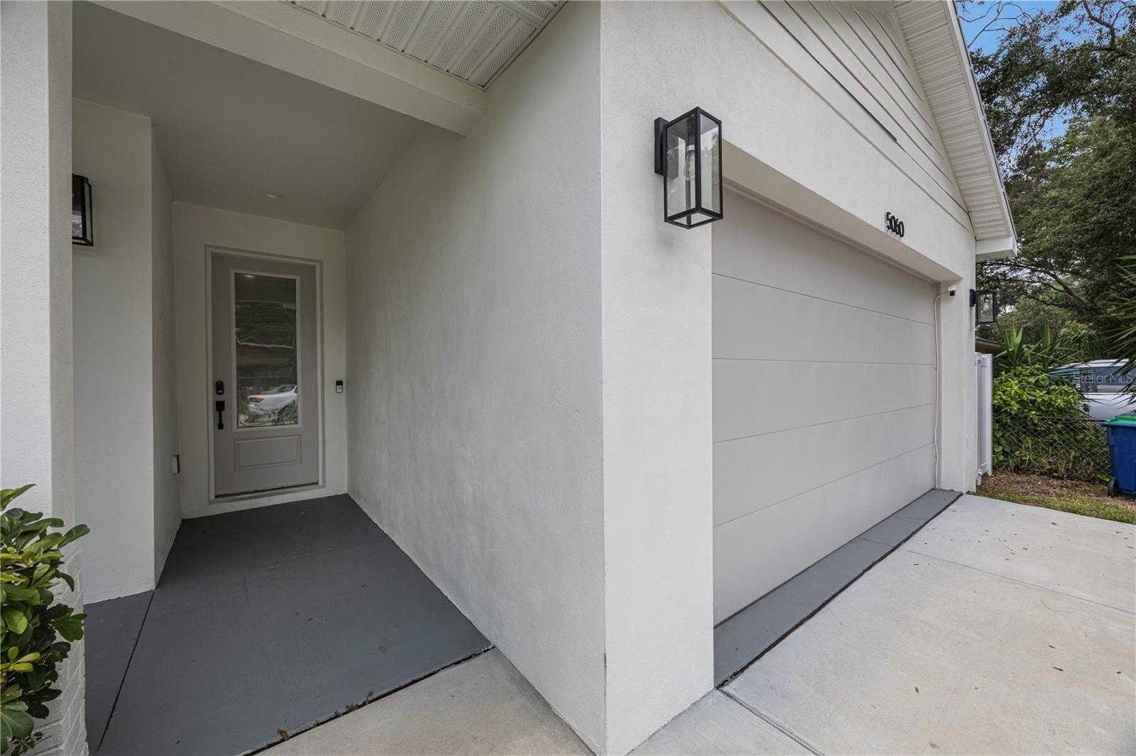 photo 3: 5060 RENA STREET, ST PETERSBURG FL 33709