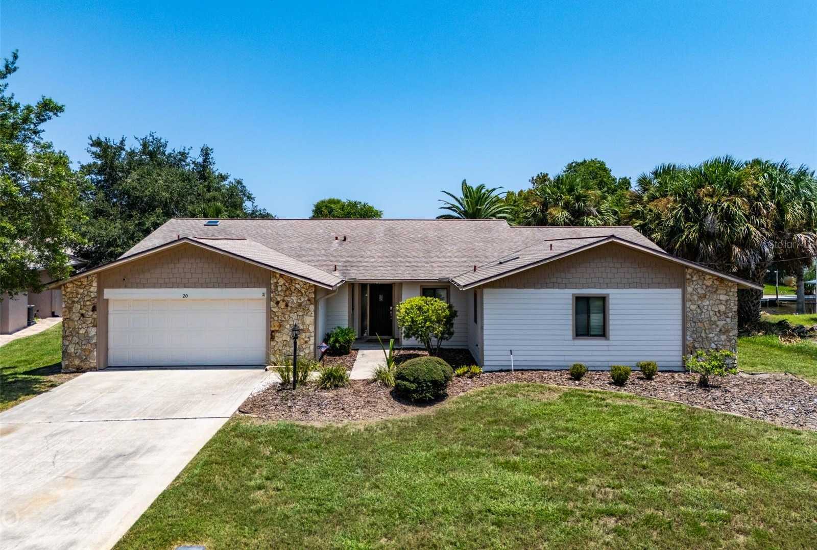 photo 1: 20 CHIPPEWAY COURT, PALM COAST FL 32137