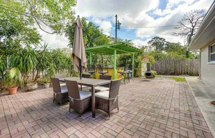 photo 3: 1736 THAMES STREET, CLEARWATER FL 33755