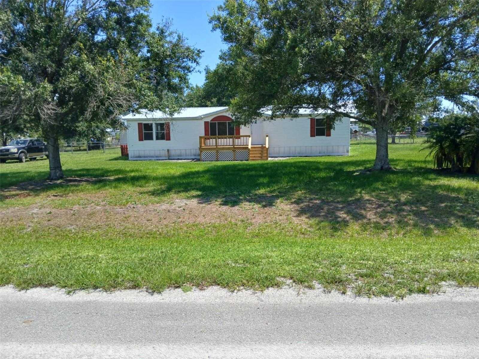 photo 1: 10500 NE 12TH LANE, OKEECHOBEE FL 34974