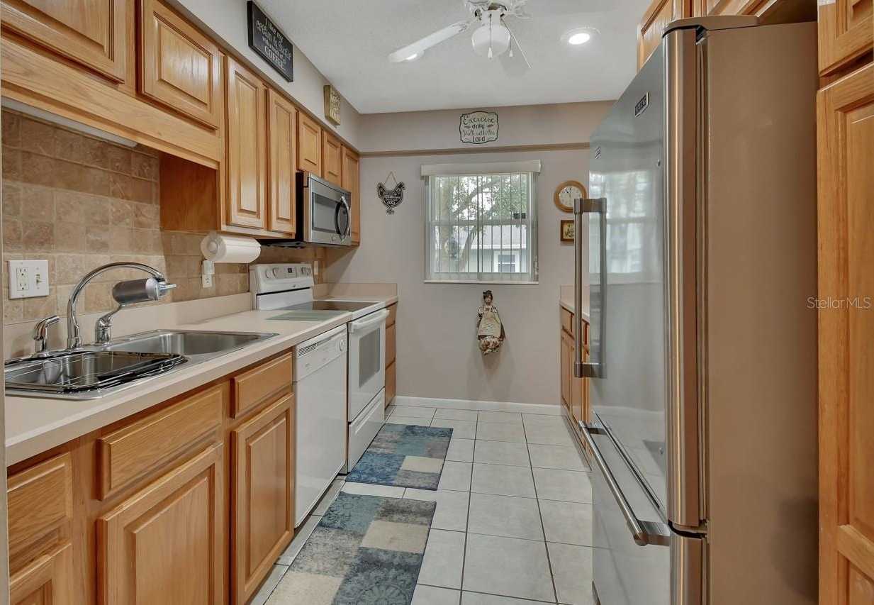 photo 3: 221 OAKLEIGH DRIVE Unit 60, DELAND FL 32724