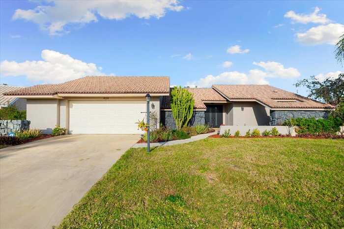 photo 1: 404 FIRETHORN AVENUE, ENGLEWOOD FL 34223