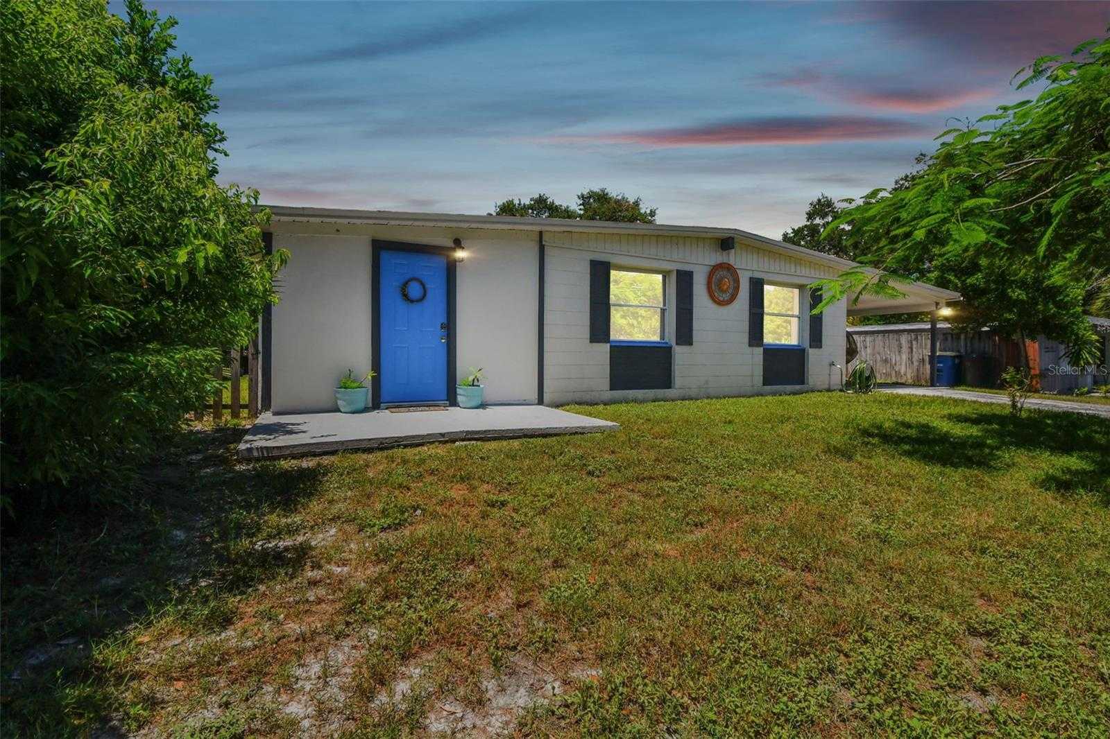 photo 1: 1518 NELSON AVENUE, CLEARWATER FL 33755