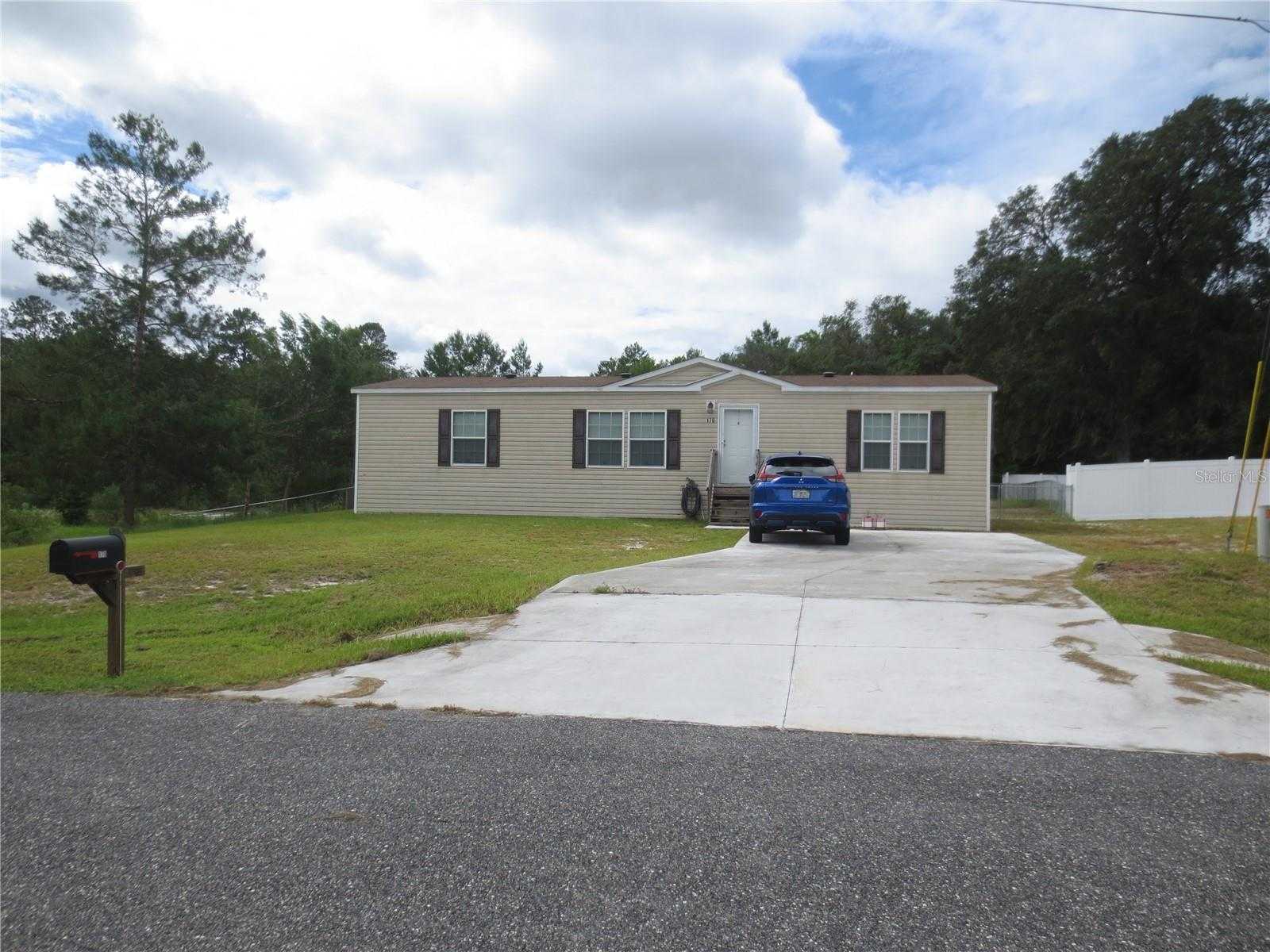 photo 1: 170 SE 70TH CIRCLE, OCALA FL 34472