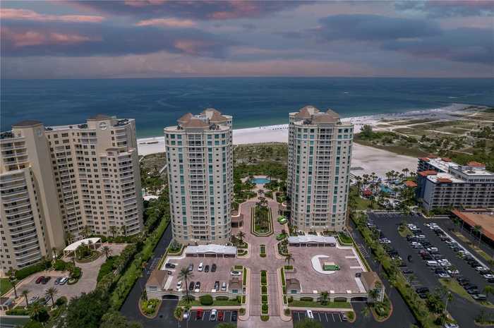 photo 2: 1180 GULF BOULEVARD Unit 1805, CLEARWATER BEACH FL 33767